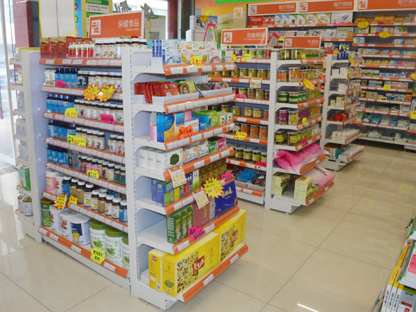 药店货架